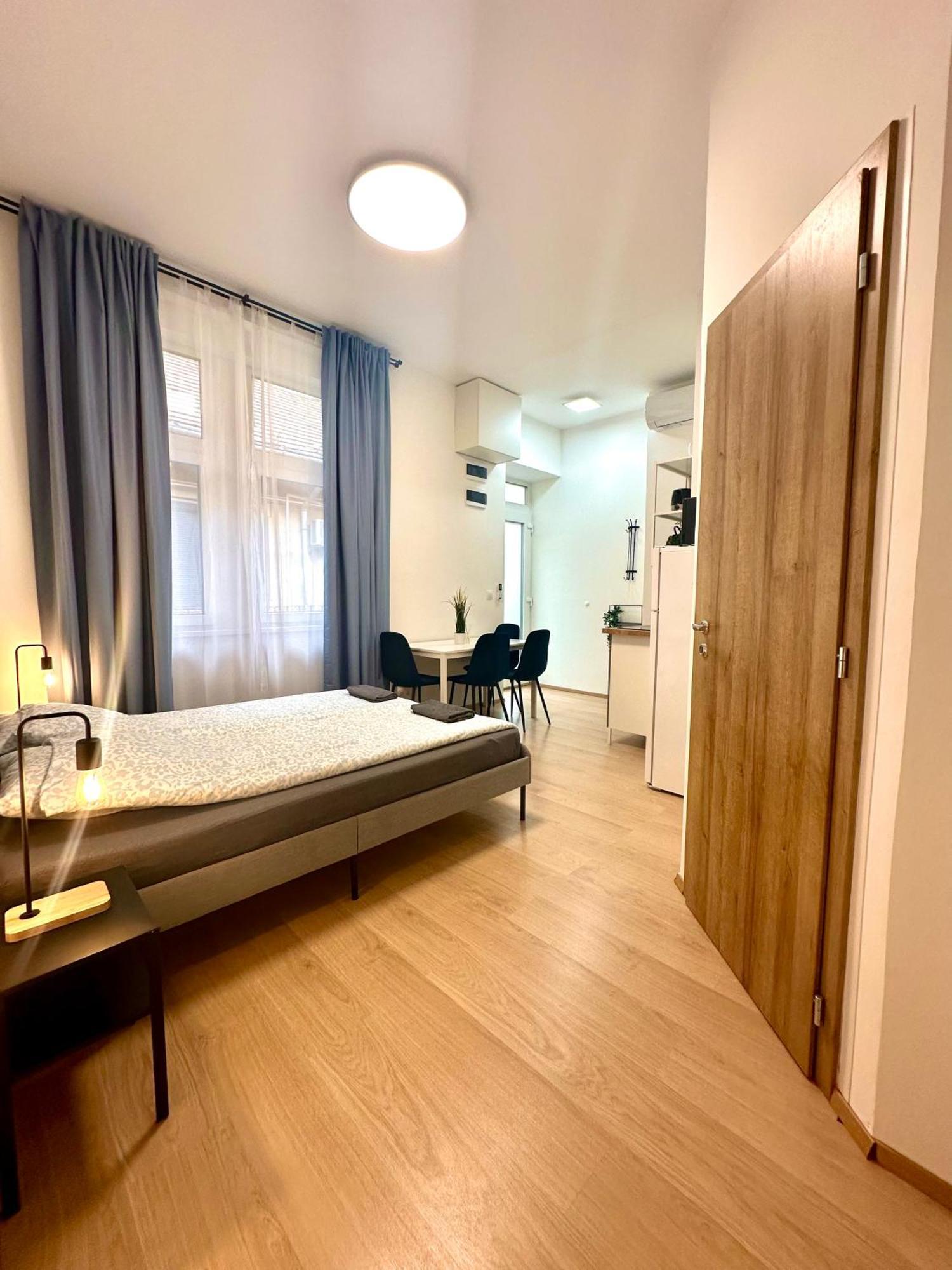Cozy Centre Apartments Budapest Esterno foto