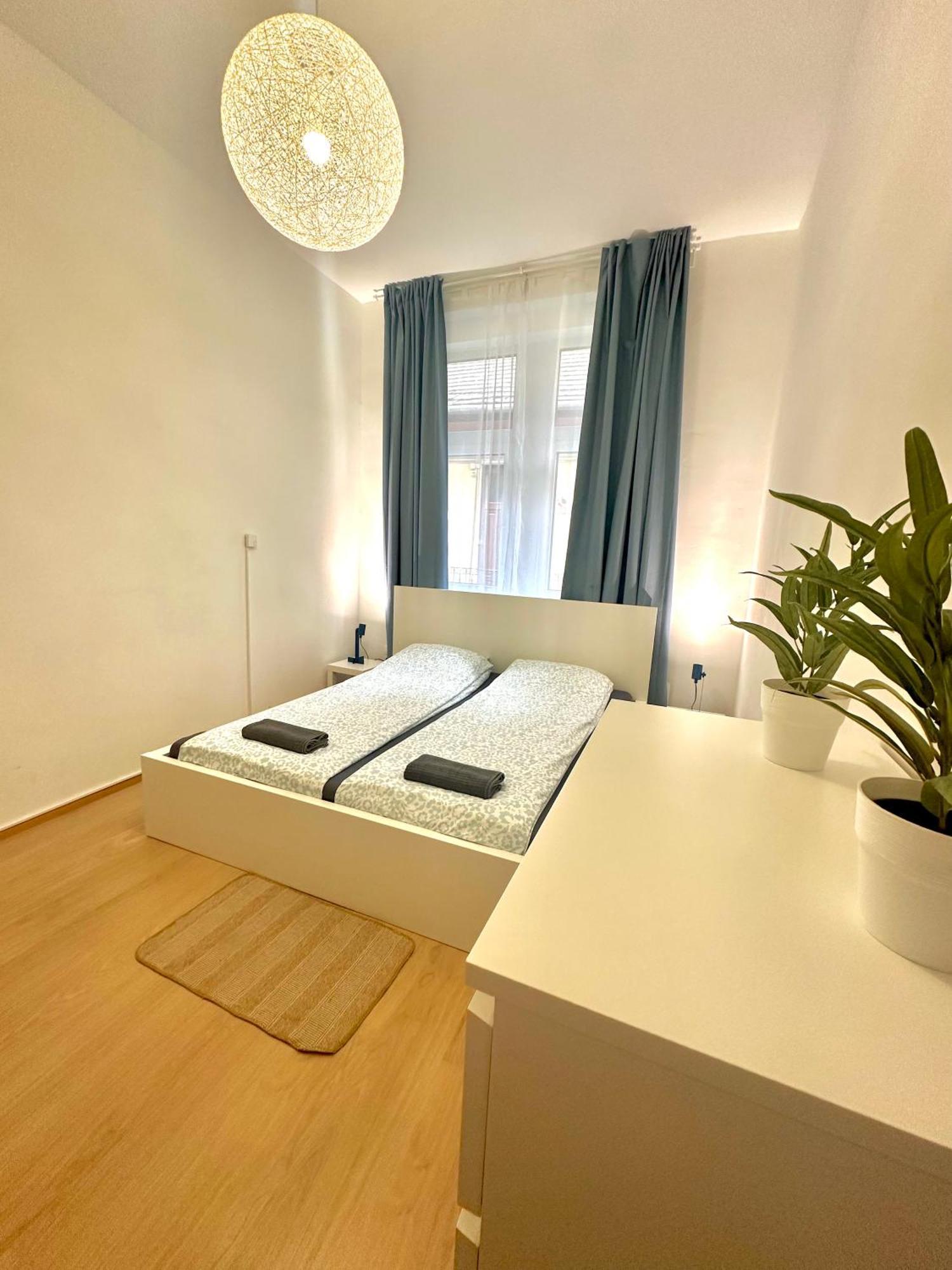 Cozy Centre Apartments Budapest Esterno foto
