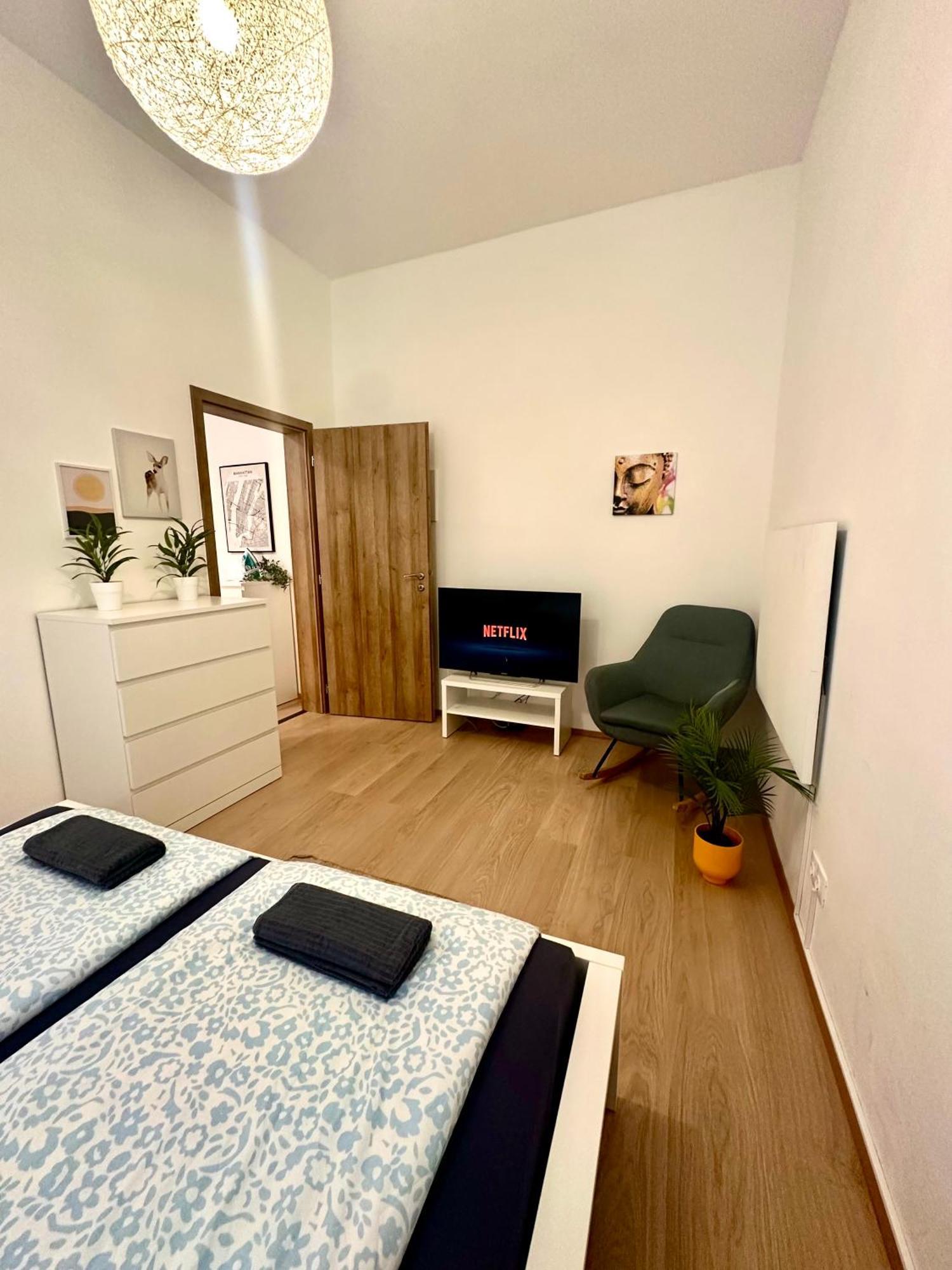 Cozy Centre Apartments Budapest Esterno foto